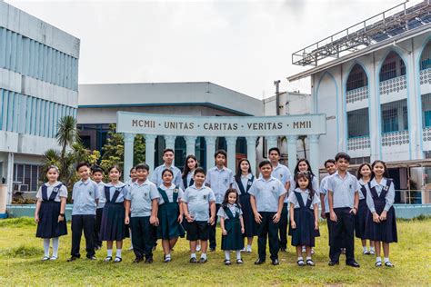 La Consolacion College .